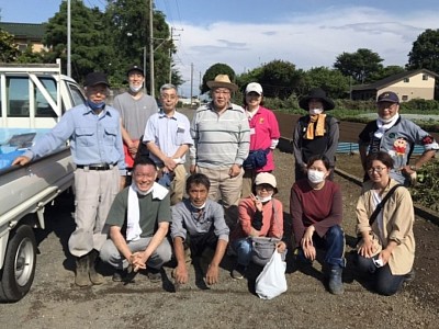 町内会スタッフと小山さん